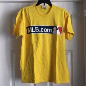 🔥SALE🔥 NEW MLB T-SHIRT YOUTH LARGE